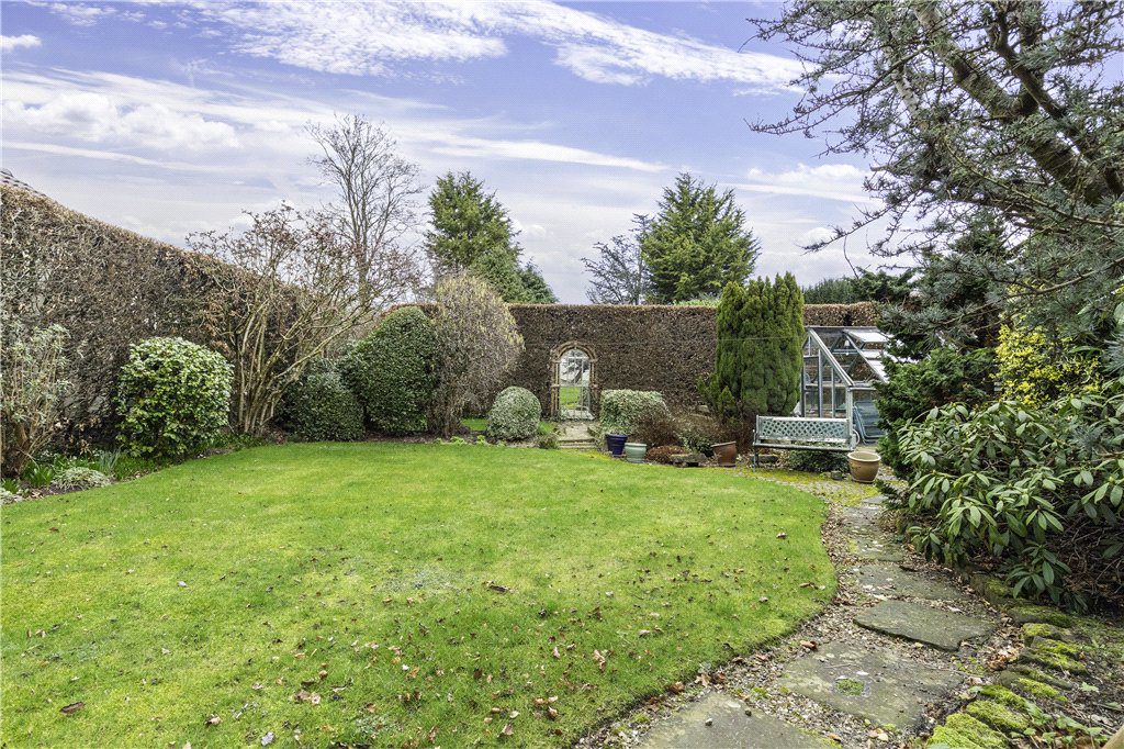 Wyncroft Grove, Bramhope, Leeds, West Yorkshire, LS16, photo 23