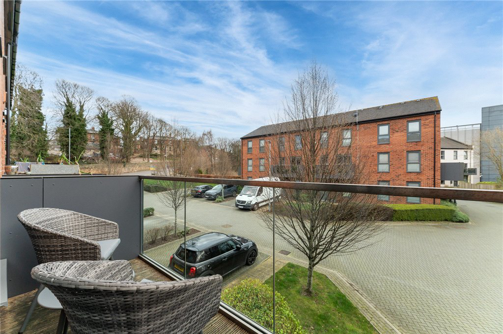 Finchdale Close, Wakefield, West Yorkshire, WF1, photo 16