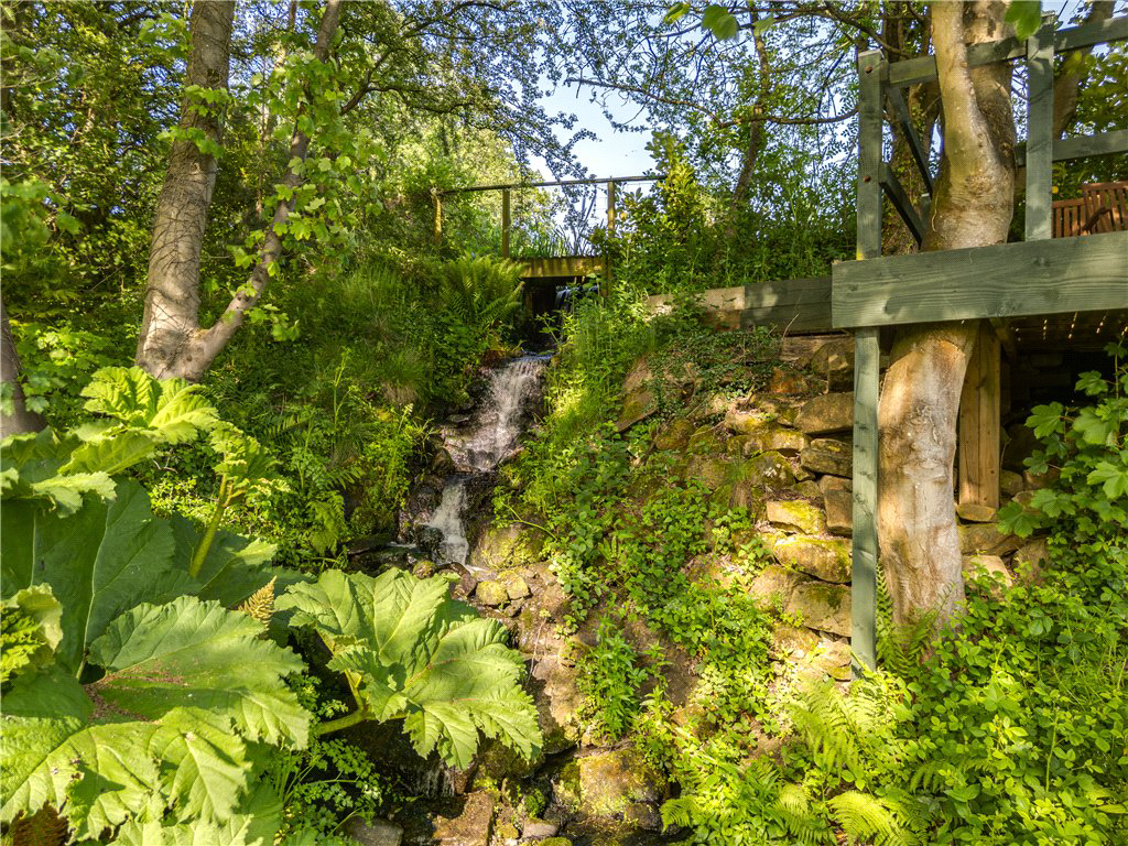 Mill Lane, Hawksworth, Leeds, West Yorkshire, LS20, photo 37