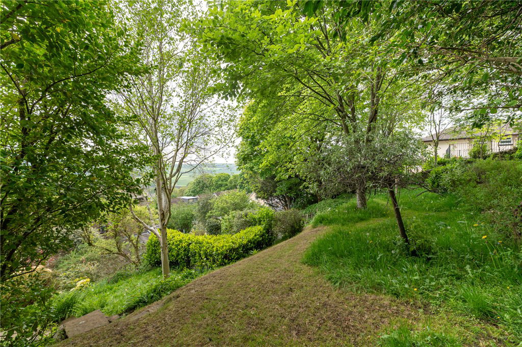 Albert Street, Thornton, Bradford, West Yorkshire, BD13, photo 30