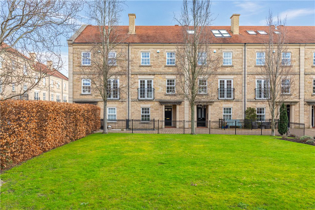 Scalebor Square, Burley in Wharfedale, Ilkley, West Yorkshire, LS29, photo 22