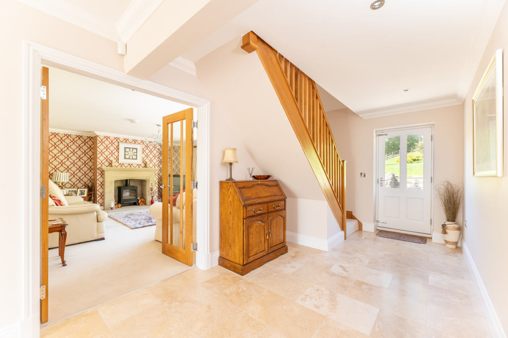 Drake Hill Lane, Bingley, West Yorkshire, BD16, photo 5