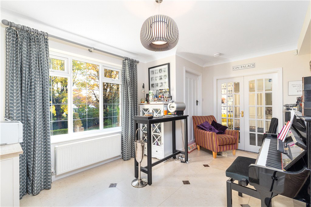 Victoria Avenue, Ilkley, West Yorkshire, LS29, photo 4