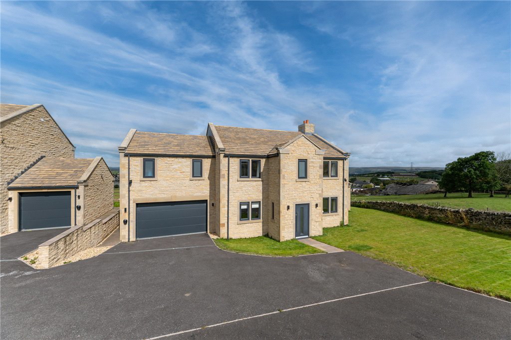 Back Lane, Wilsden, West Yorkshire, BD15, photo 16