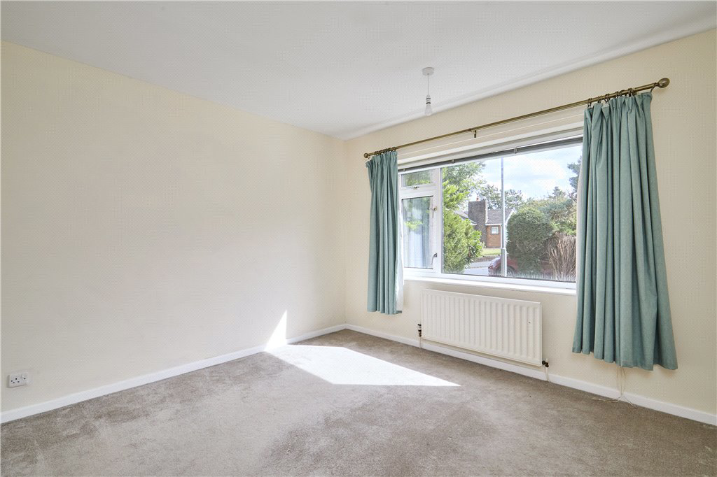 Hall Drive, Burley in Wharfedale, Ilkley, West Yorkshire, LS29, photo 8