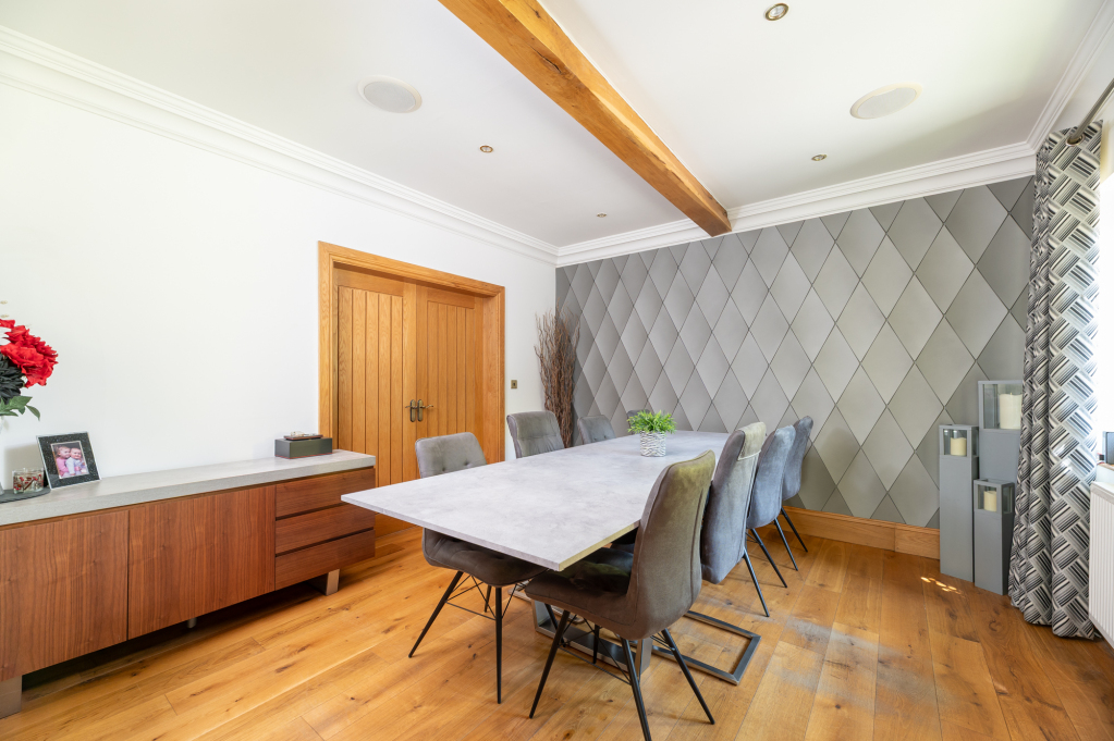 Gilstead Lane, Bingley, West Yorkshire, BD16, photo 19