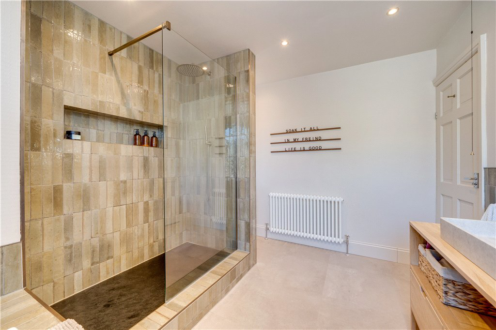 Dragon Road, Harrogate, North Yorkshire, HG1, photo 20