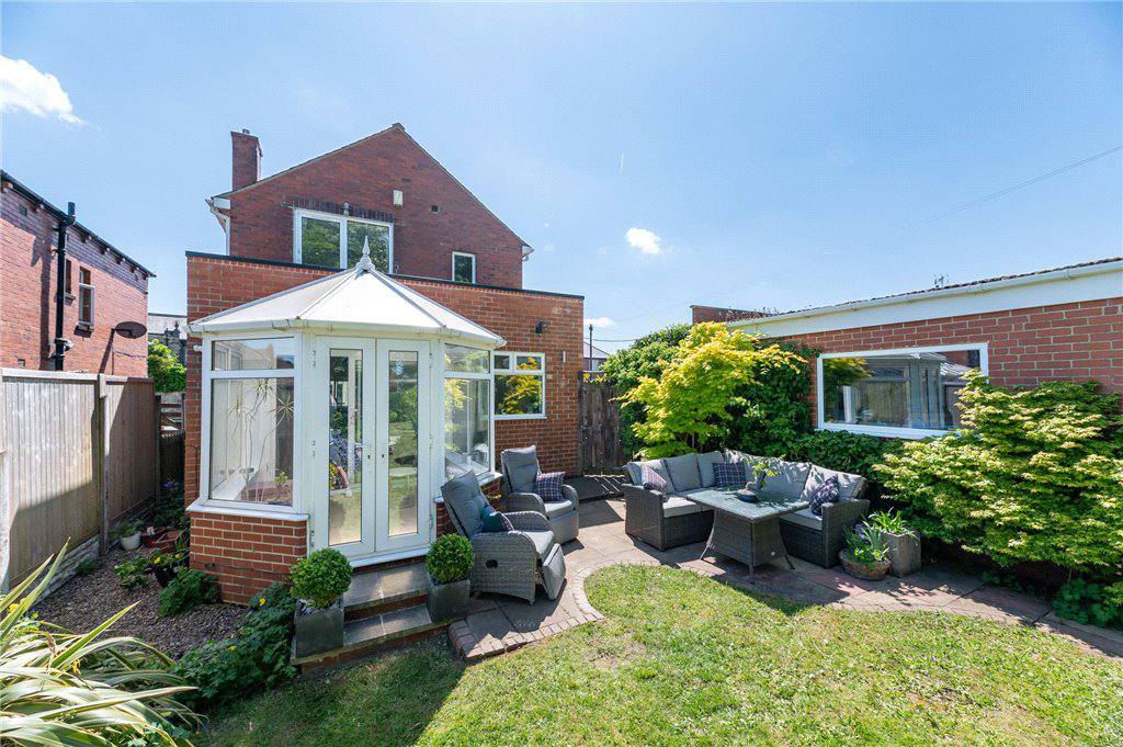 Edge Top Road, Dewsbury, West Yorkshire, WF12, photo 28