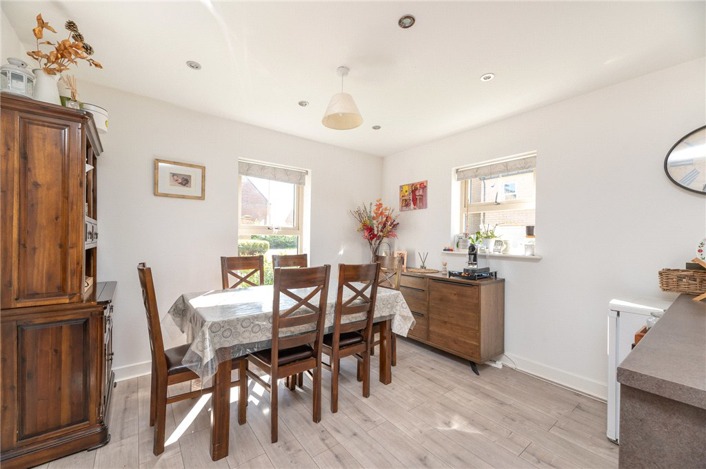 Hoult Court, Wakefield, West Yorkshire, WF1, photo 7