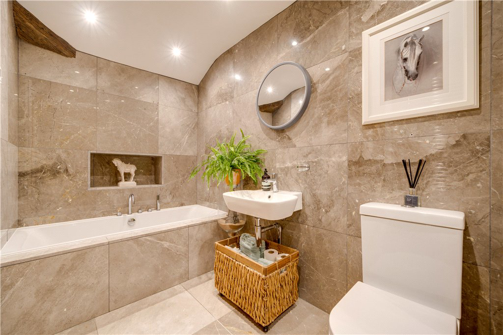 Mill Lane, Hawksworth, Leeds, West Yorkshire, LS20, photo 21