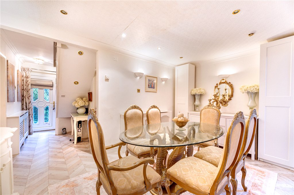 Woodlands Drive, East Ardsley, Wakefield, West Yorkshire, WF3, photo 7
