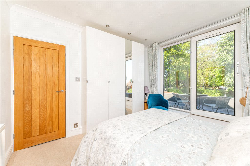Edge Top Road, Dewsbury, West Yorkshire, WF12, photo 17