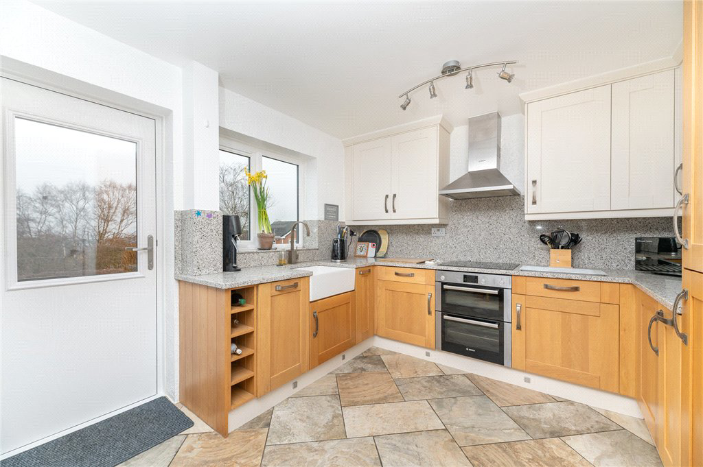 Buckthorne Drive, East Ardsley, Wakefield, West Yorkshire, WF3, photo 8