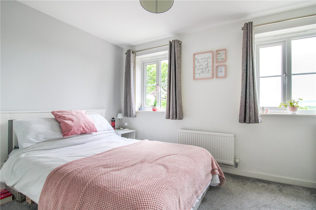 Little Cote View, Thackley, Bradford, West Yorkshire, BD10, photo 8