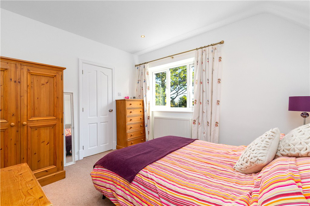 Victoria Avenue, Ilkley, West Yorkshire, LS29, photo 13