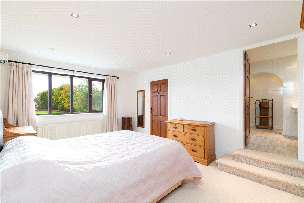 Hollins Bank Lane, Steeton, West Yorkshire, BD20, photo 9