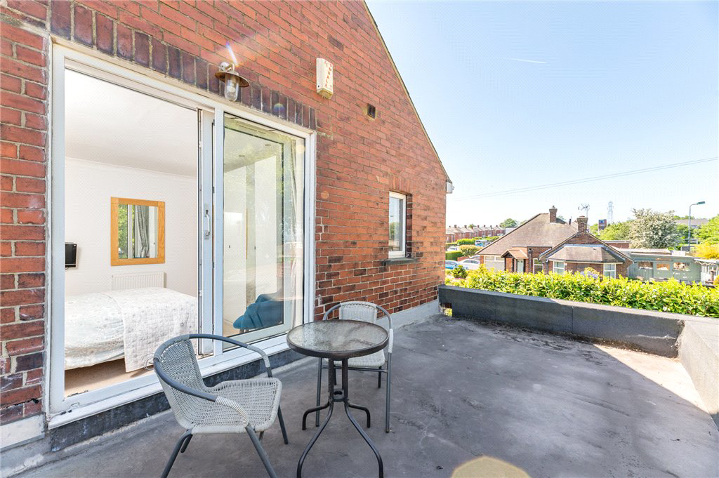Edge Top Road, Dewsbury, West Yorkshire, WF12, photo 25