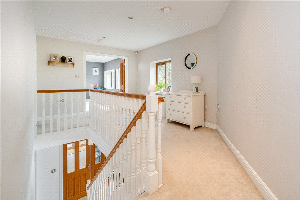Hillings Lane, Hawksworth, Leeds, West Yorkshire, LS20, photo 16