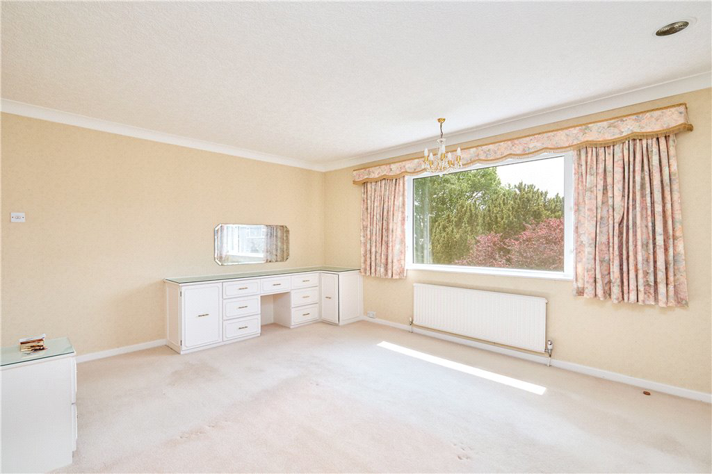 Ash Hill Drive, Leeds, West Yorkshire, LS17, photo 14