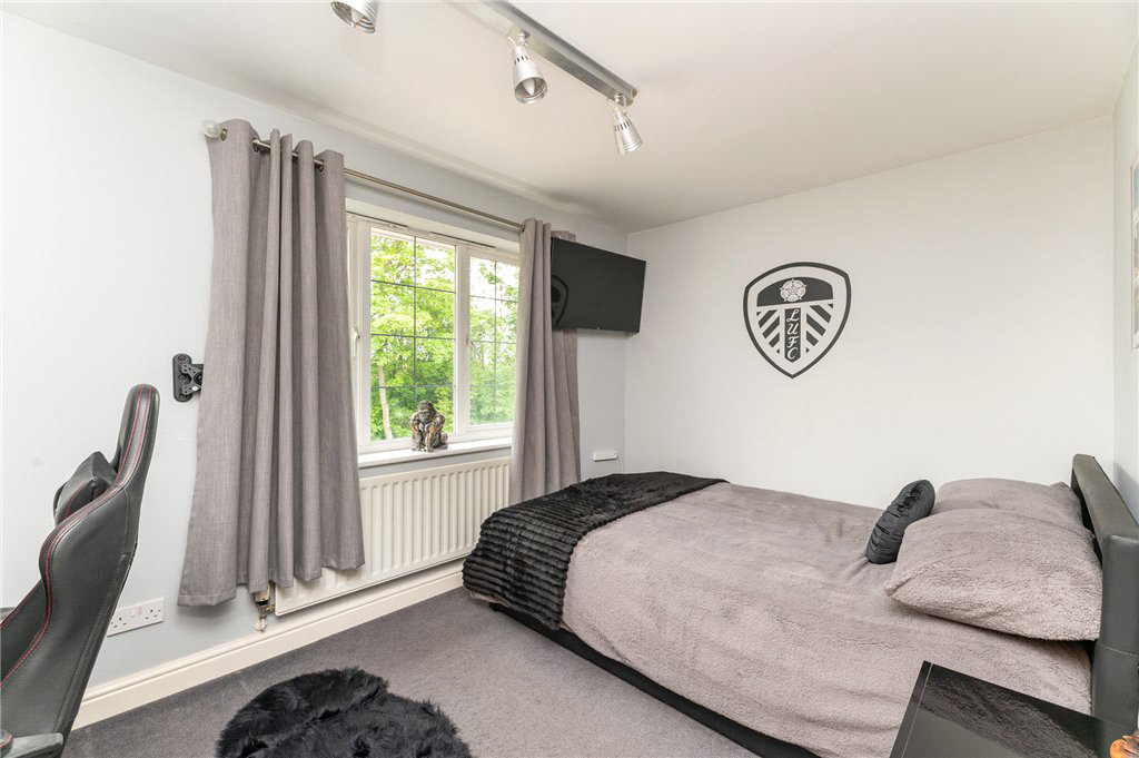 Clark Spring Rise, Morley, Leeds, LS27, photo 18