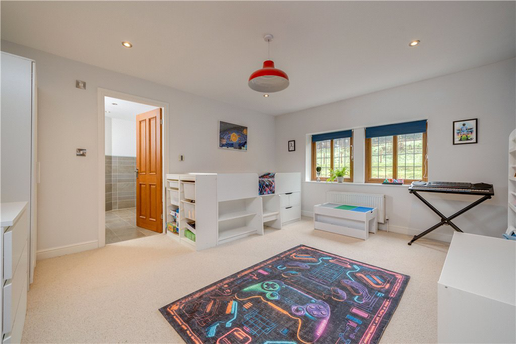 Hillings Lane, Hawksworth, Leeds, West Yorkshire, LS20, photo 25