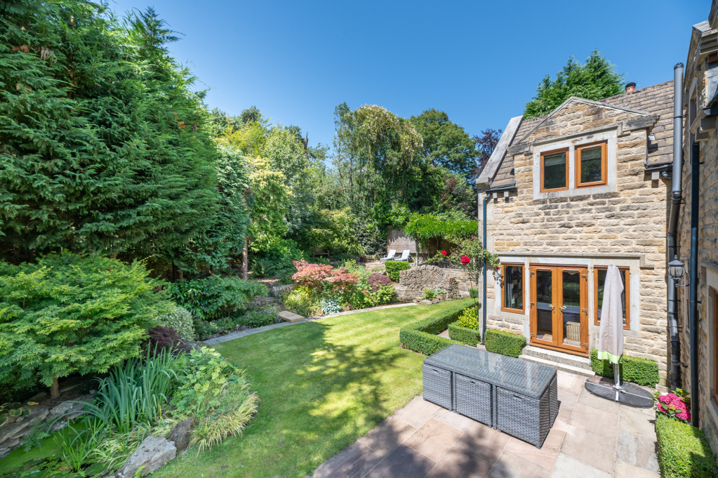 Gilstead Lane, Bingley, West Yorkshire, BD16, photo 43