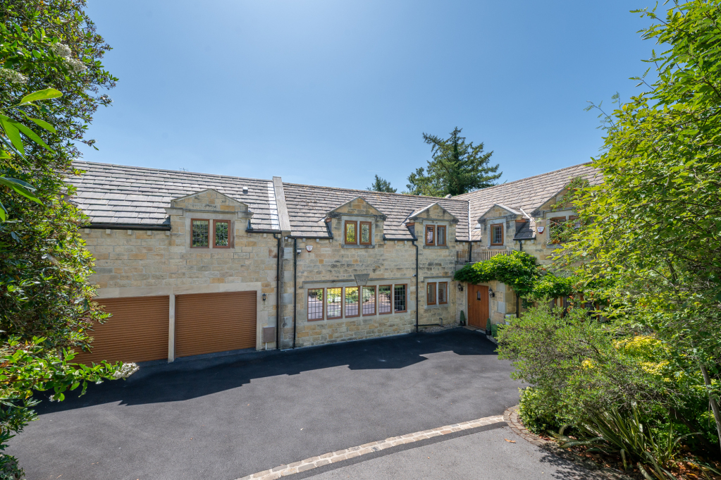 Gilstead Lane, Bingley, West Yorkshire, BD16, photo 52