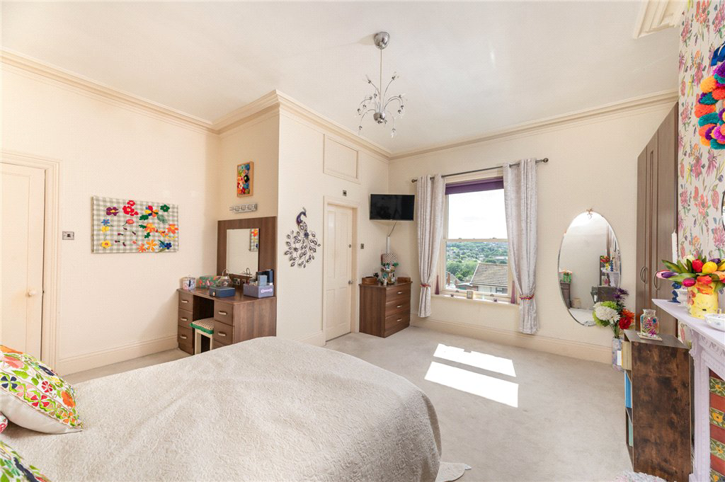 Grosvenor Road, Batley, West Yorkshire, WF17, photo 12