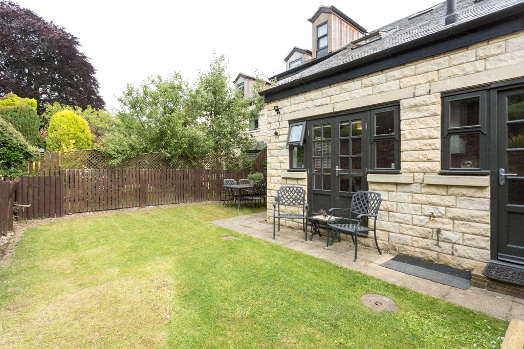 Beckside, Aberford, Leeds, West Yorkshire, LS25, photo 17