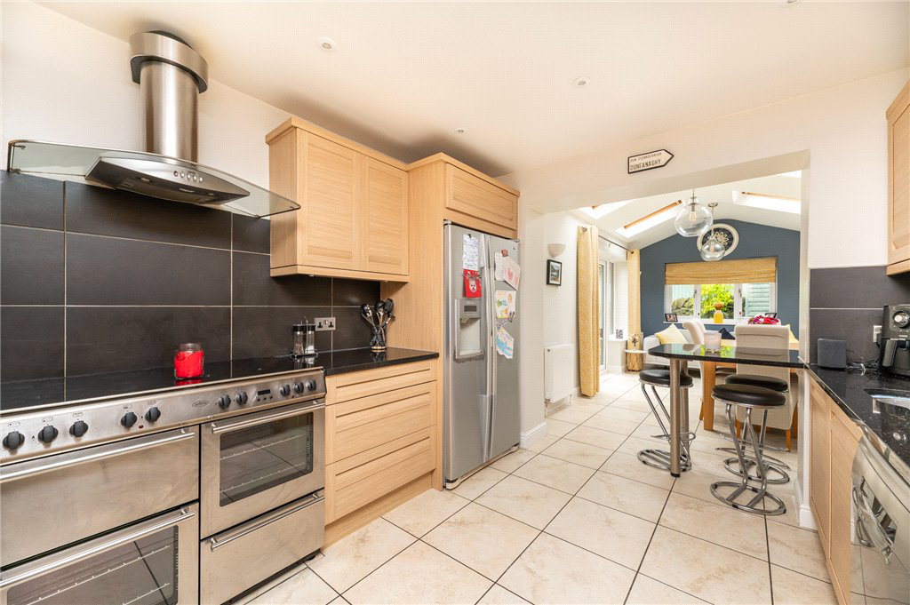 Sandhill Fold, Idle, Bradford, West Yorkshire, BD10, photo 13