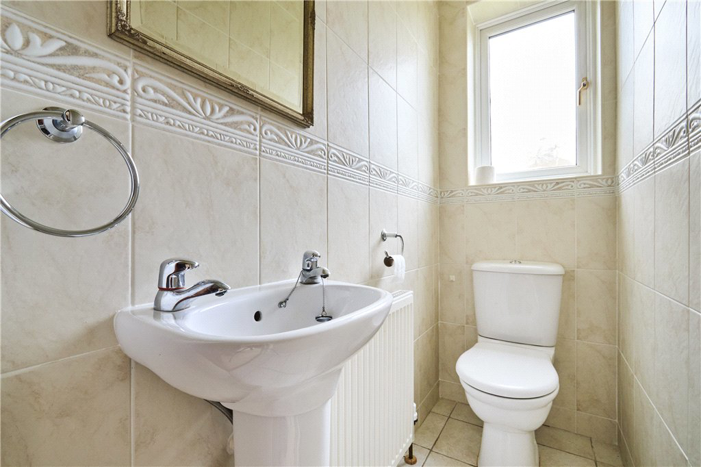 Wyncroft Grove, Bramhope, Leeds, West Yorkshire, LS16, photo 12