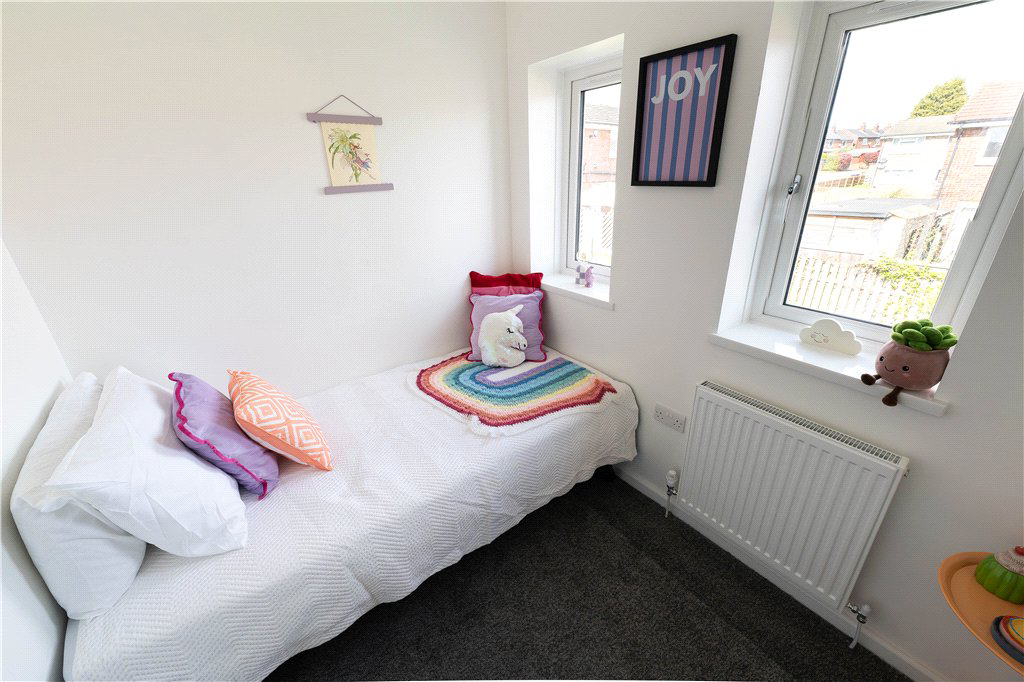 Arundel Walk, Birstall, West Yorkshire, WF17, photo 14