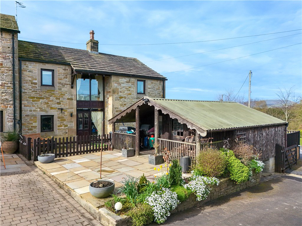 Coal Pit Lane, Colne, BB8