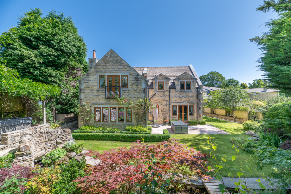 Gilstead Lane, Bingley, West Yorkshire, BD16, photo 15