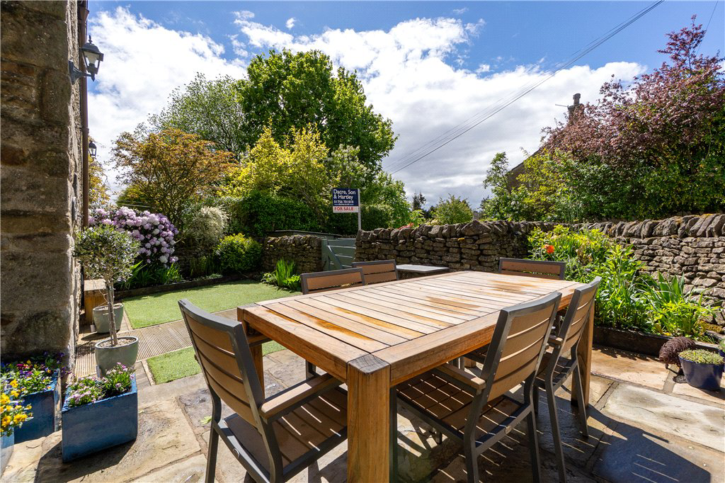Kildwick, North Yorkshire, BD20, photo 2