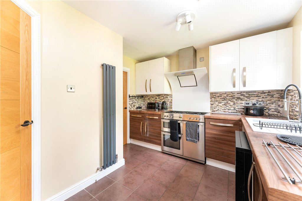 Clark Spring Rise, Morley, Leeds, LS27, photo 8