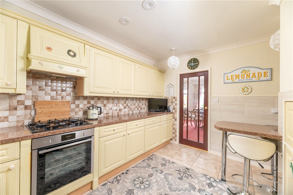 Cottingley Cliffe Road, Bingley, West Yorkshire, BD16, photo 6