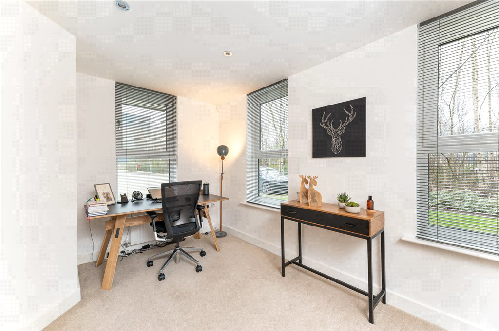 Finchdale Close, Wakefield, West Yorkshire, WF1, photo 11