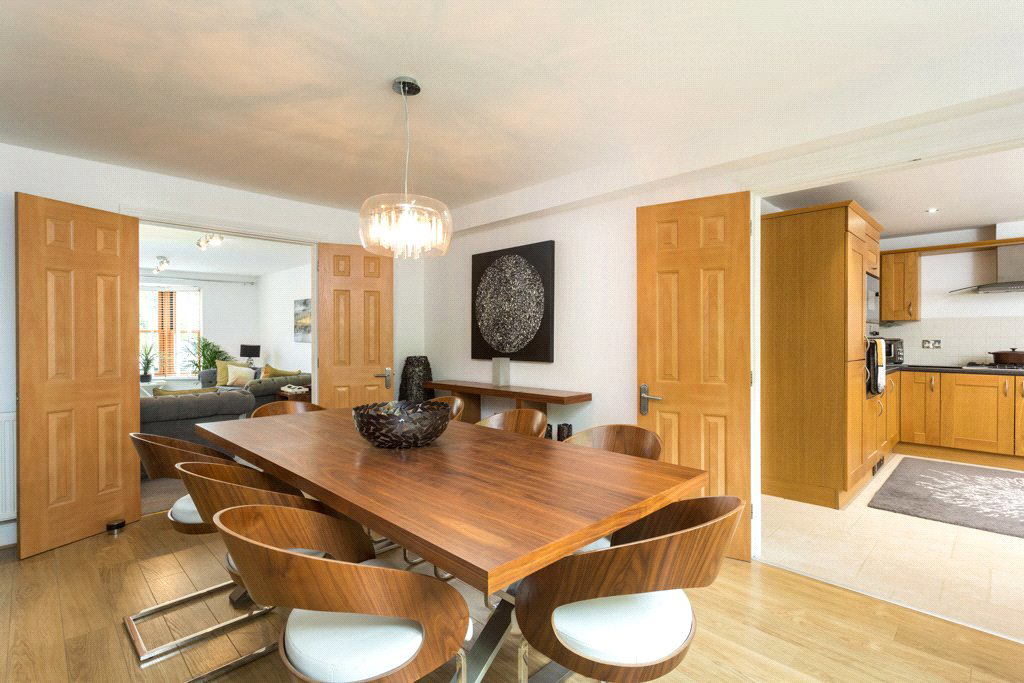 Beckside, Aberford, Leeds, West Yorkshire, LS25, photo 3