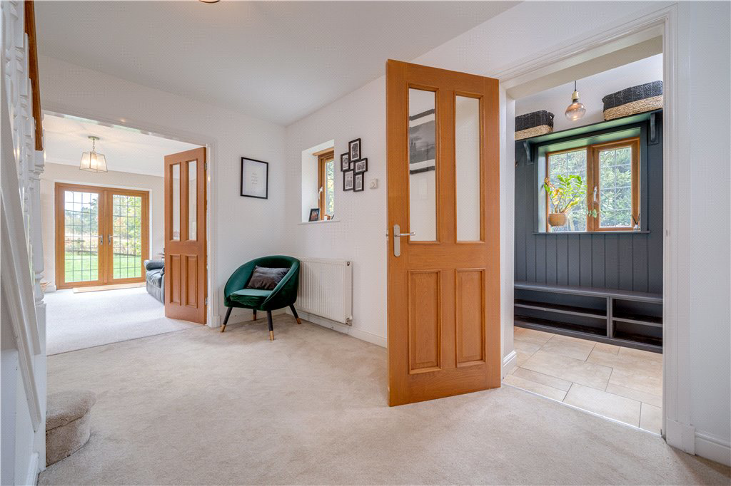 Hillings Lane, Hawksworth, Leeds, West Yorkshire, LS20, photo 6