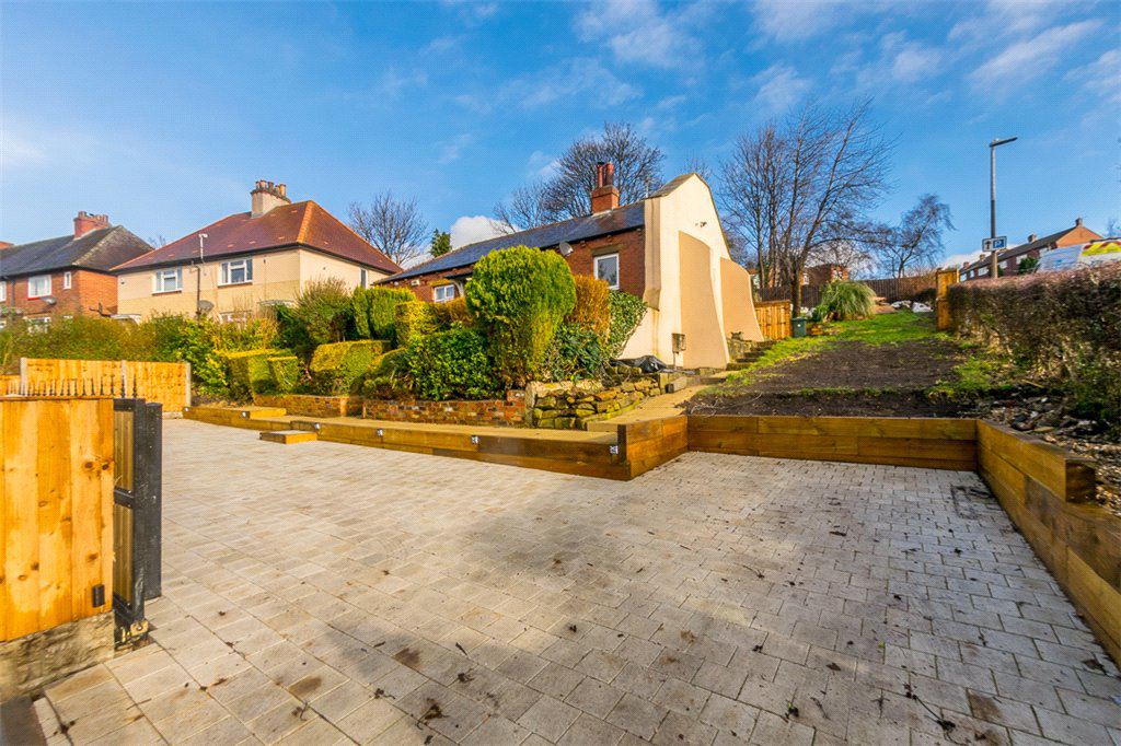 Oxford Road, Birstall, Batley, WF17