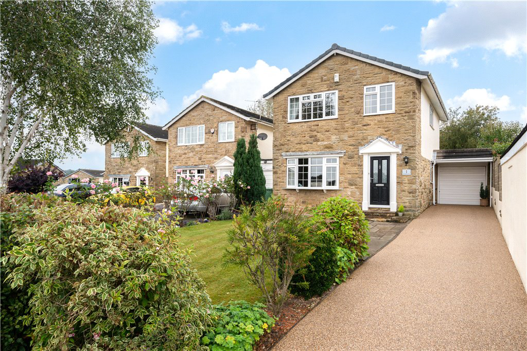 St. Johns Close, Aberford, Leeds, West Yorkshire, LS25