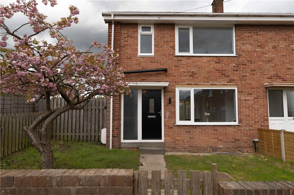 Arundel Walk, Birstall, West Yorkshire, WF17, photo 17
