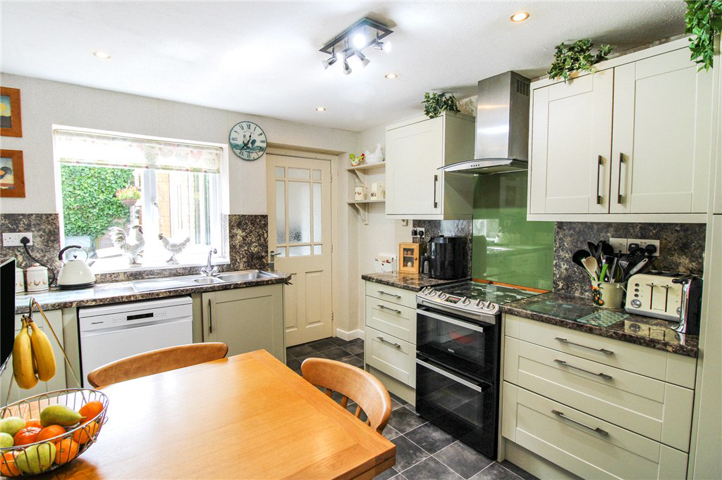 Manor Drive, Scotton, Knaresborough, North Yorkshire, HG5, photo 2