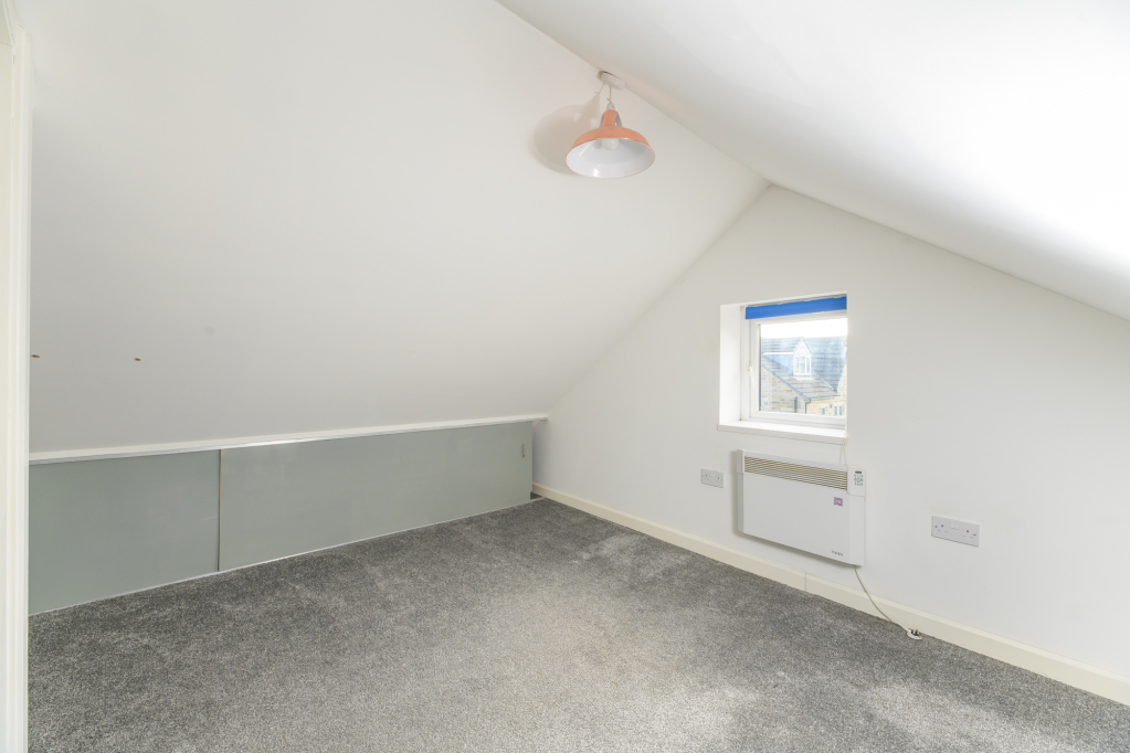 Eldwick Croft, Eldwick, Bingley, West Yorkshire, BD16, photo 42