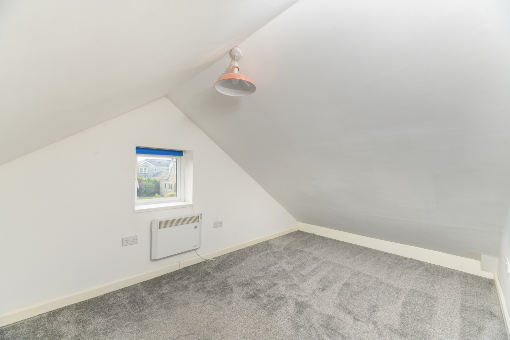 Eldwick Croft, Eldwick, Bingley, West Yorkshire, BD16, photo 41