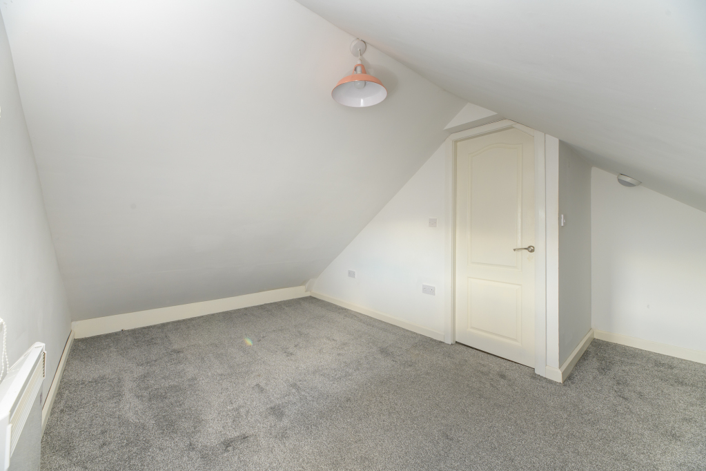 Eldwick Croft, Eldwick, Bingley, West Yorkshire, BD16, photo 43