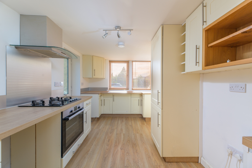 Eldwick Croft, Eldwick, Bingley, West Yorkshire, BD16, photo 47