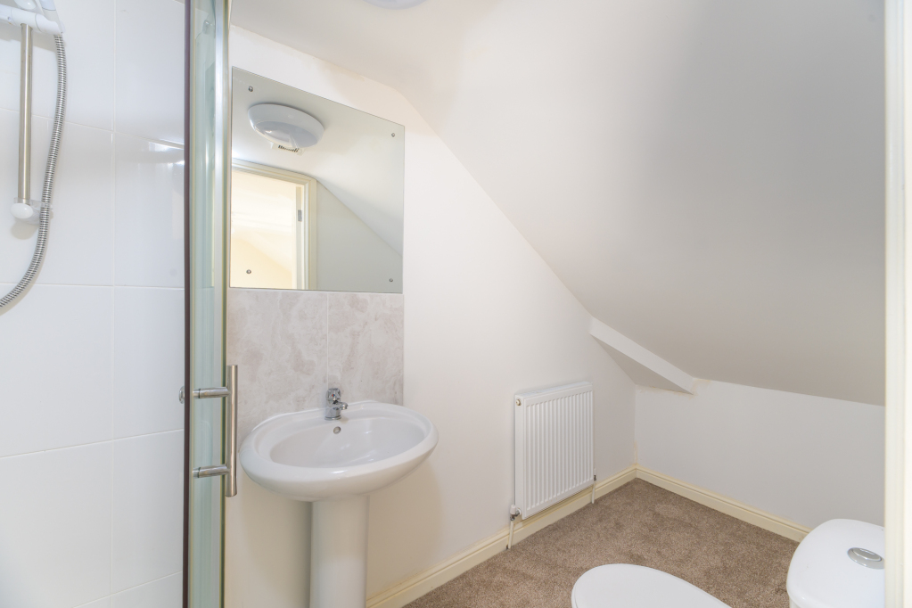 Eldwick Croft, Eldwick, Bingley, West Yorkshire, BD16, photo 38