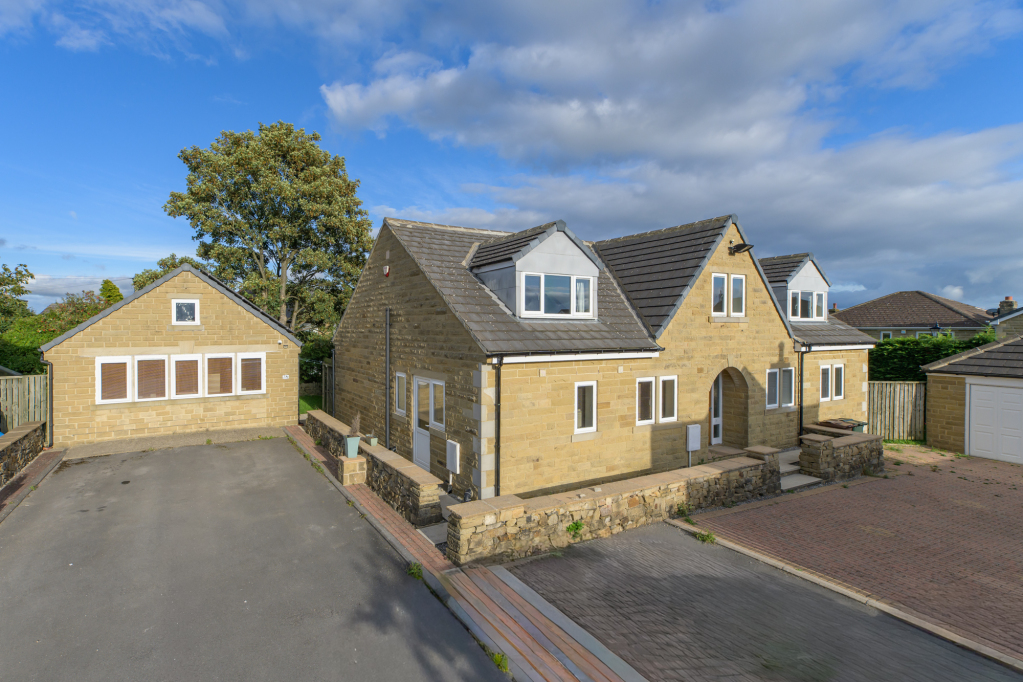 Eldwick Croft, Eldwick, Bingley, West Yorkshire, BD16, photo 32